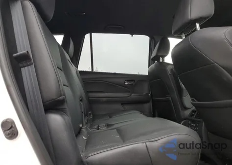 2019 Honda Passport Elite z USA, uszkodzony, nr VIN 5FNYF8H05KB009575